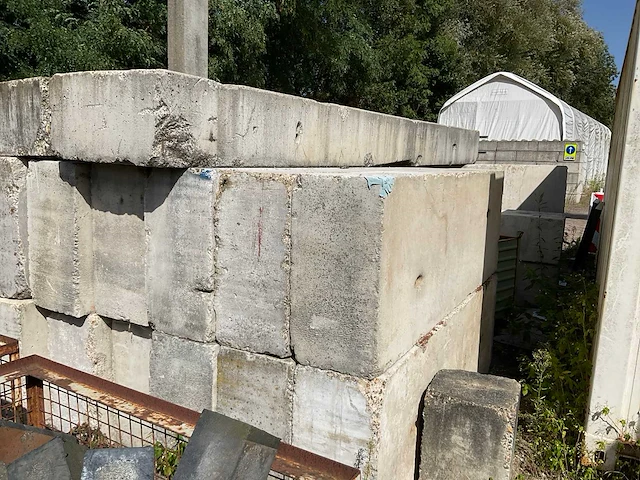 Betonnen stapelblokken - afbeelding 7 van  8