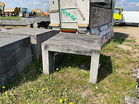Betonnen tuinmeubelen - afbeelding 5 van  7