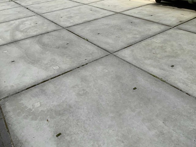 Betonnen vloerplaat (116x) - afbeelding 2 van  6