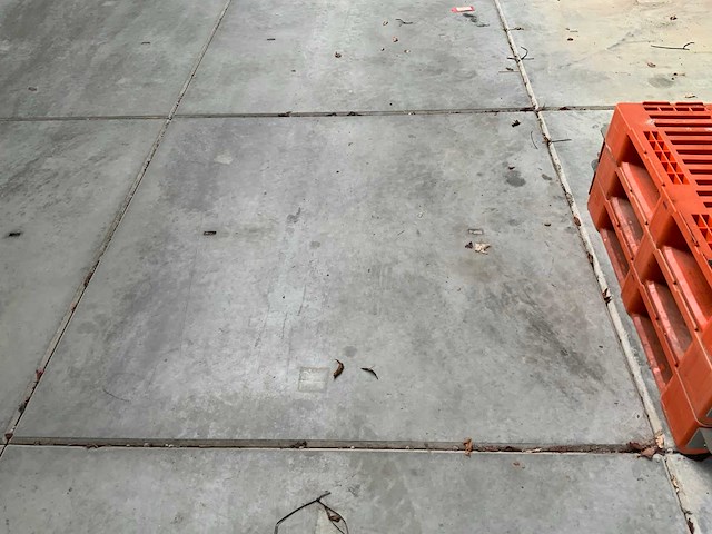 Betonnen vloerplaat (116x) - afbeelding 5 van  6