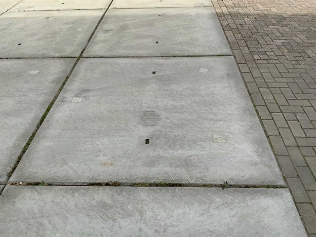 Betonnen vloerplaat (116x) - afbeelding 6 van  6