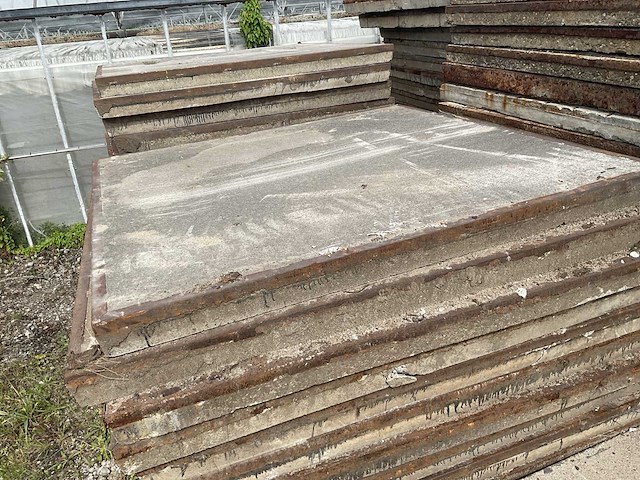 Betonplaat (2 x 2 mtr) (8x) - afbeelding 4 van  11