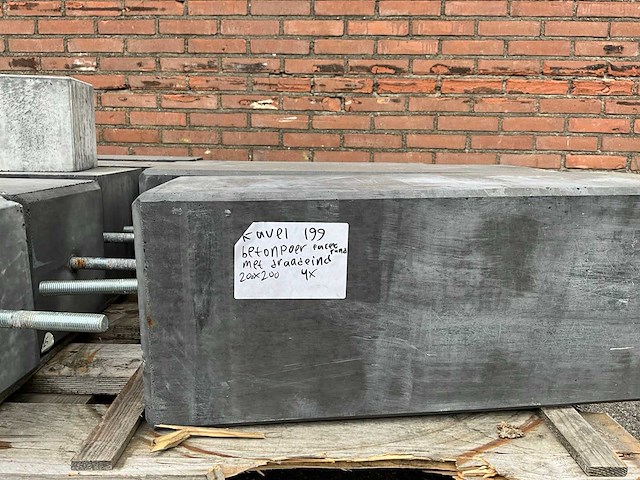 Betonpoer met draadeind 20x20x60 cm (9x) - afbeelding 4 van  4