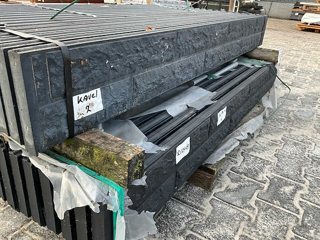 Betonschutting rotsmotief 4.8x20x184 cm (35x) - afbeelding 2 van  5