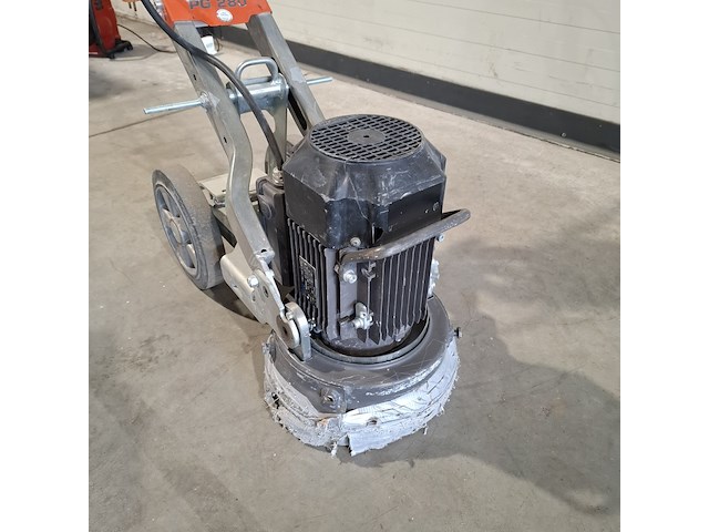 Betonschuurmachine - 280mm - 230v husqvarna, pg280, bouwjaar 2019 - afbeelding 9 van  10
