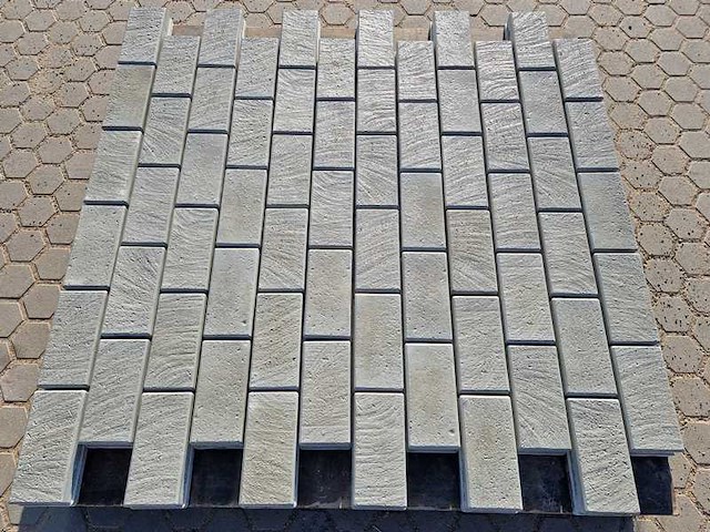 Betonstenen (ca. 35m²) - afbeelding 2 van  3