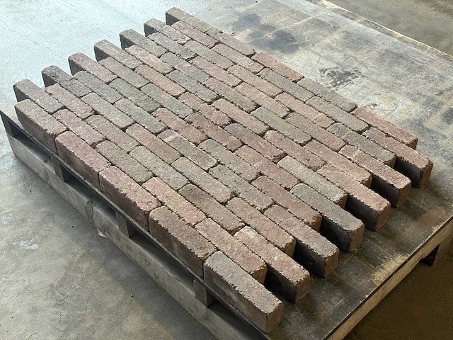 Betonstenen (ca. 36,72m²) - afbeelding 2 van  4