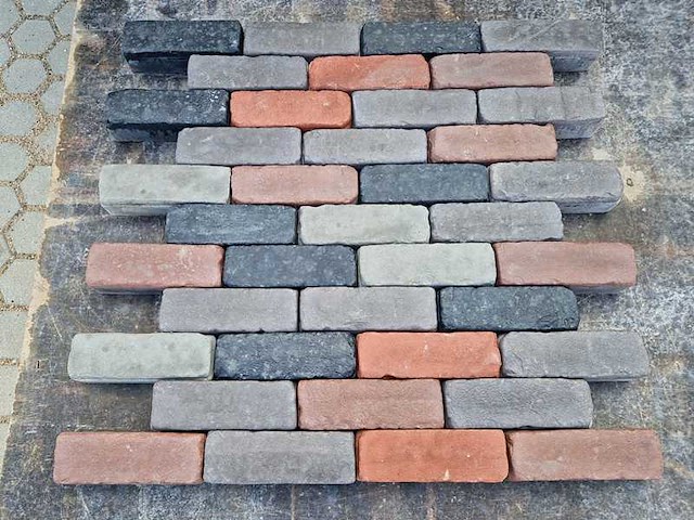 Betonstenen (ca. 44m²) - afbeelding 2 van  2