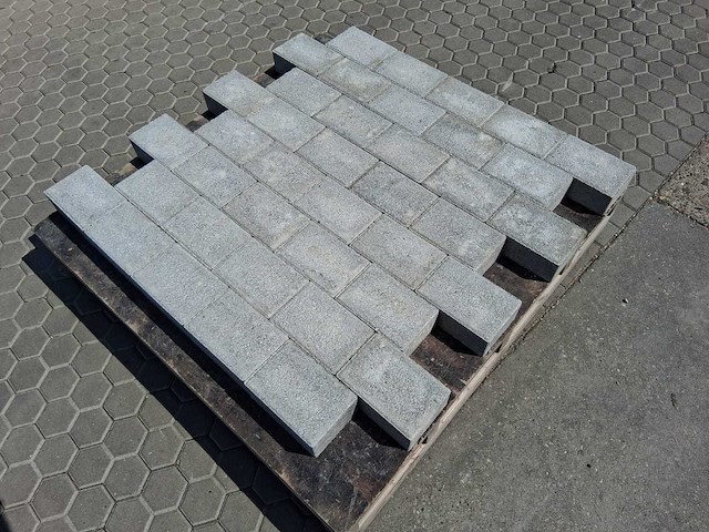 Betonstenen (ca. 50,76m²) - afbeelding 3 van  4