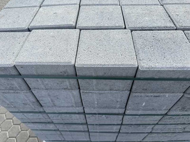 Betonstenen (ca. 50,8m²) - afbeelding 1 van  4
