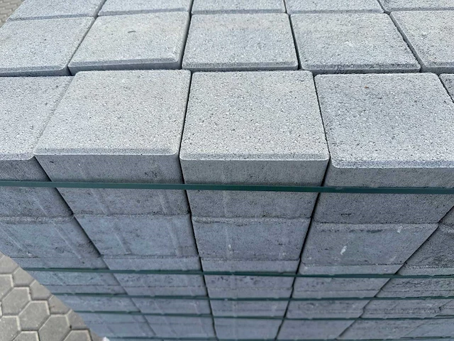 Betonstenen (ca. 50,8m²) - afbeelding 1 van  4