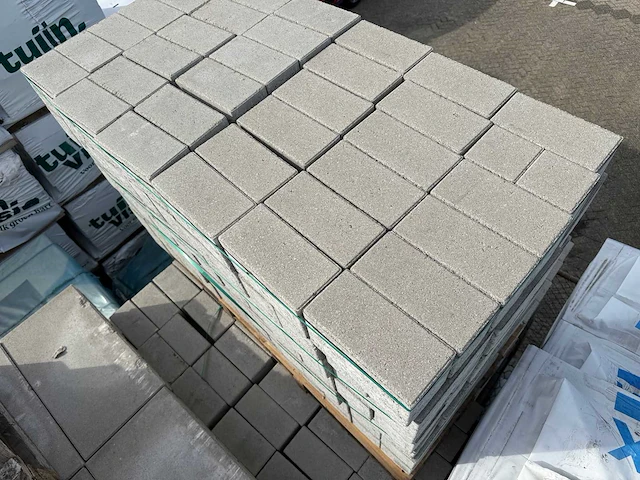 Betonstenen (ca. 55m²) - afbeelding 3 van  5