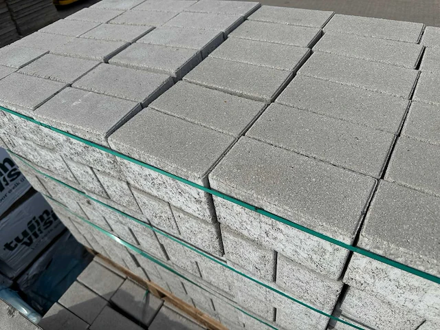 Betonstenen (ca. 55m²) - afbeelding 5 van  5