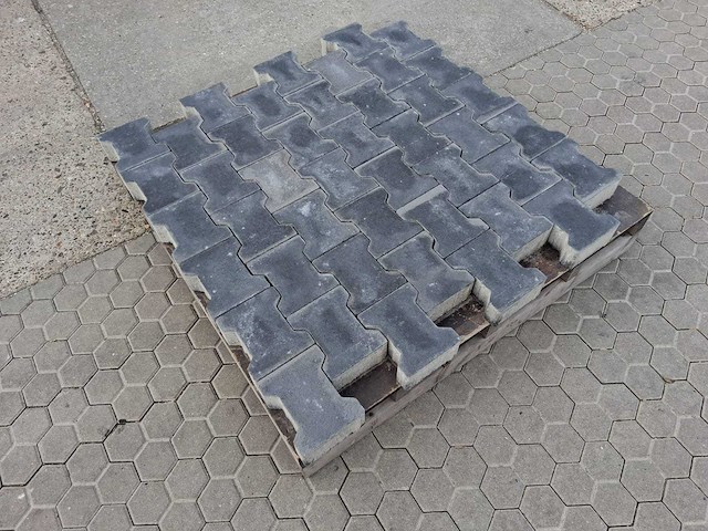 Betonstenen (ca. 60m²) - afbeelding 2 van  4