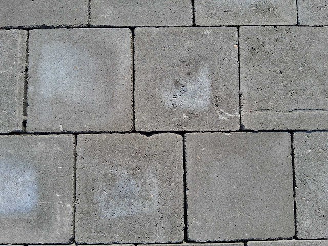 Betonstenen (ca. 63m²) - afbeelding 1 van  4