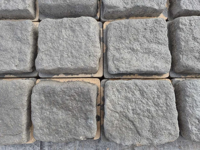Betonstenen (ca. 67m²) - afbeelding 1 van  3