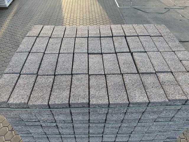 Betonstenen (ca. 74,92m²) - afbeelding 4 van  5