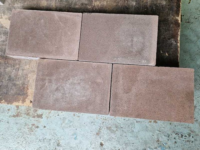 Betonstenen voor de tuin (ca 12m²) - afbeelding 2 van  2