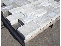 Betonstenen voor de tuin (ca. 48.6m²) - afbeelding 1 van  2