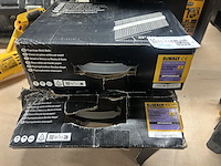 Betontacker, 2x koffer, 1x accu, 1x lader, spijkers dewalt - afbeelding 5 van  10