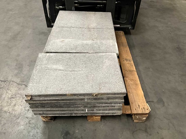 Betontegel (74x) - afbeelding 1 van  4