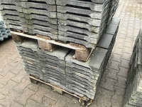 Betontegel - afbeelding 6 van  6