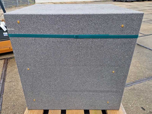 Betontegels (ca.18m²) - afbeelding 2 van  2