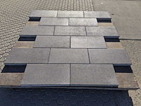 Betontegels voor de tuin (ca. 120,14m2) - afbeelding 3 van  4