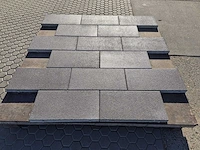 Betontegels voor de tuin (ca. 120,14m2) - afbeelding 4 van  4