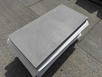 Betontegels voor de tuin (ca. 23,04m2) - afbeelding 1 van  3