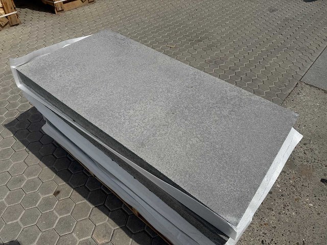 Betontegels voor de tuin (ca. 23,04m2) - afbeelding 5 van  5