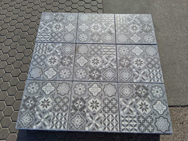 Betontegels voor de tuin (ca. 30,2m²) - afbeelding 1 van  4