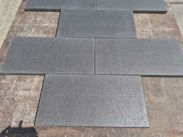 Betontegels voor de tuin (ca. 33,28m2) - afbeelding 1 van  5