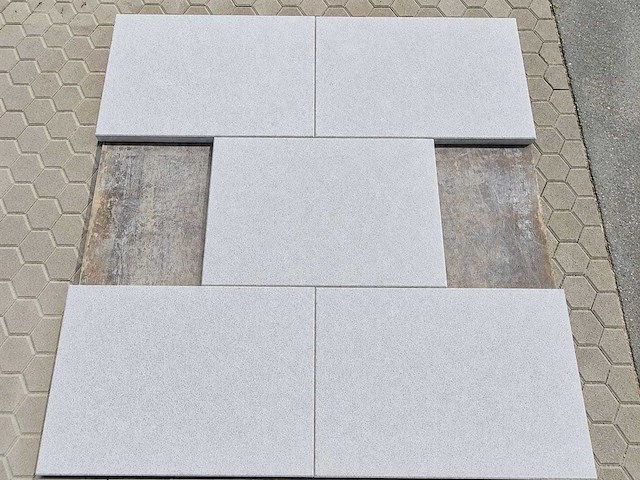 Betontegels voor de tuin (ca. 33,28m²) - afbeelding 1 van  1