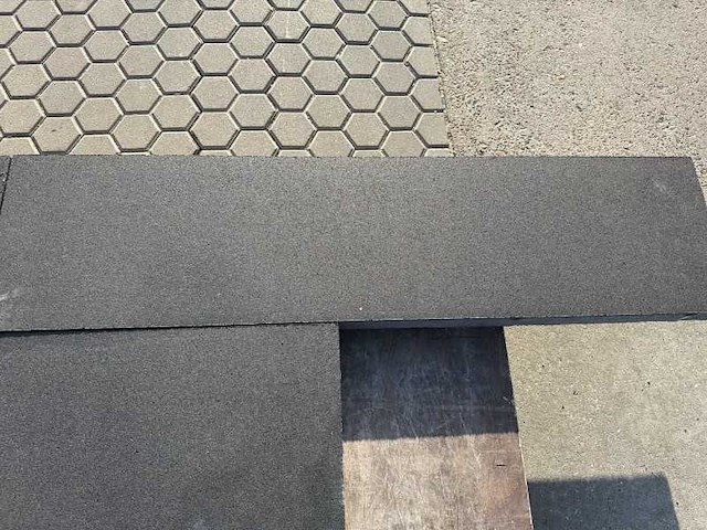 Betontegels voor de tuin (ca. 34,56m2) - afbeelding 1 van  3