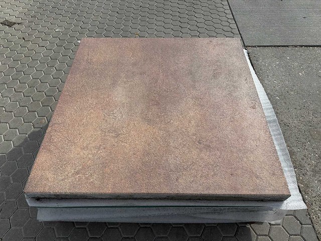 Betontegels voor de tuin (ca. 48m²) - afbeelding 1 van  3