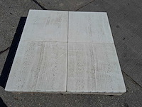 Betontegels voor de tuin (ca. 72m²) + opsluitbanden (ca. 30 stuks) - afbeelding 1 van  7