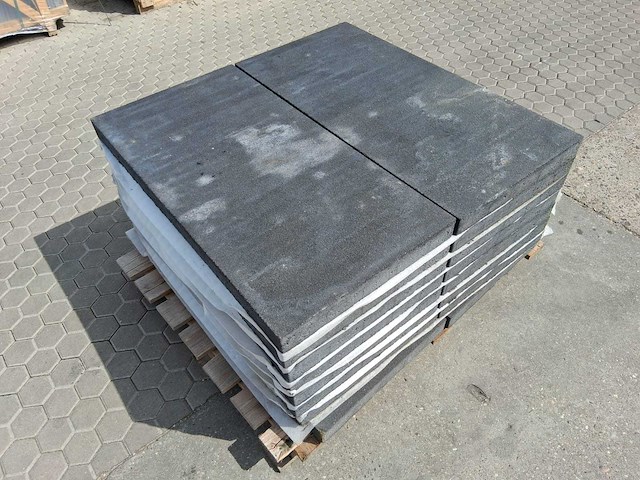 Betontegels voor de tuin (ca. 8m²) - afbeelding 4 van  4
