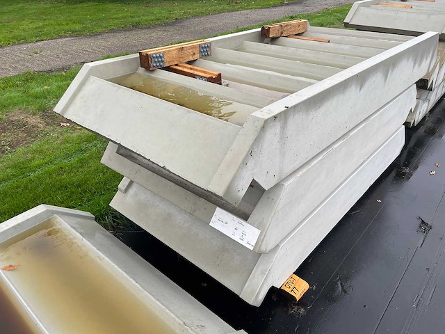 Betontrappen 1900-2240x1000x260mm (3x) - afbeelding 2 van  3