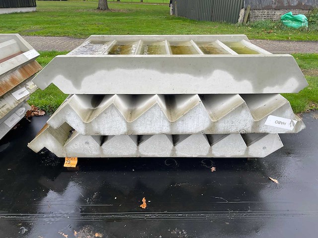 Betontrappen diverse afmetingen (3x) - afbeelding 1 van  3