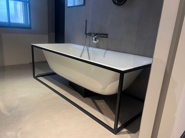 Bette - lux shape frame - vrijstaand bad met badkraan - afbeelding 1 van  5