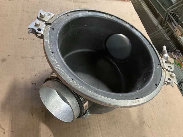 Betts industries hood assembly - afbeelding 4 van  5