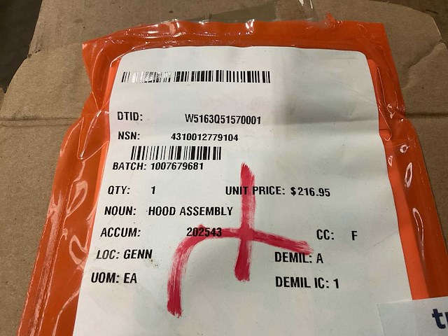 Betts industries hood assembly - afbeelding 1 van  5