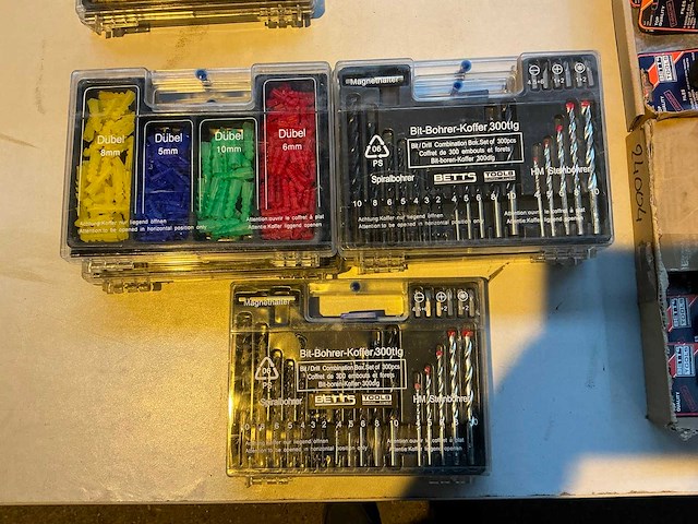 Betts tools 300-delig bits, boren en pluggenset (5x) - afbeelding 1 van  2