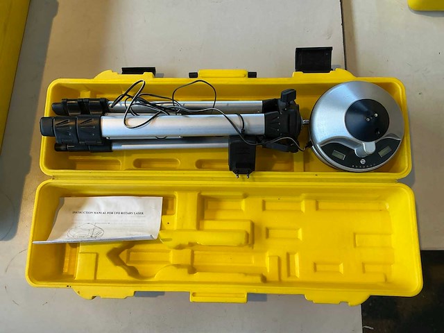 Betty tools ufo laserwaterpas - afbeelding 1 van  4