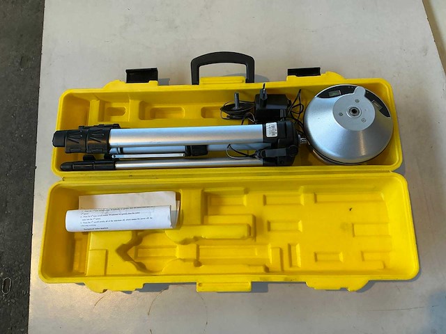 Betty tools ufo laserwaterpas - afbeelding 1 van  3