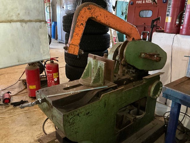 Beugelzaagmachine - afbeelding 1 van  7