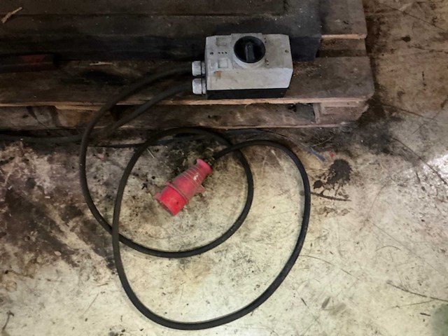 Beugelzaagmachine - afbeelding 7 van  7