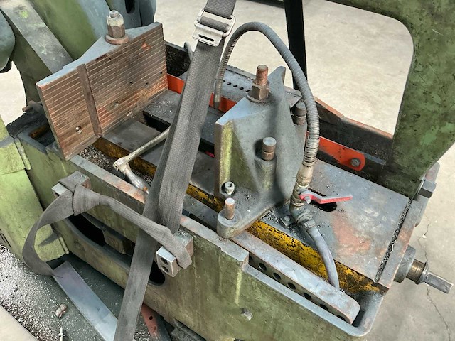 Beugelzaagmachine - afbeelding 12 van  12