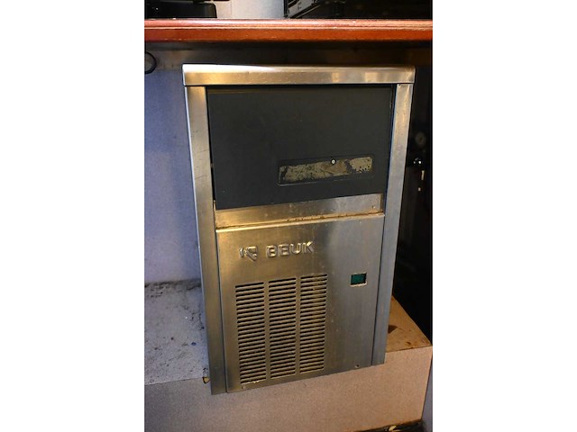 Beuk horeca ice 18a rvs ijsblokjesmachine - afbeelding 2 van  4